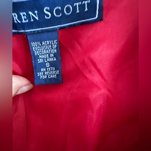 Women’s Holiday Vest Karen Scott with dressy buttons & white snowflakes size M - Picture 4 of 6